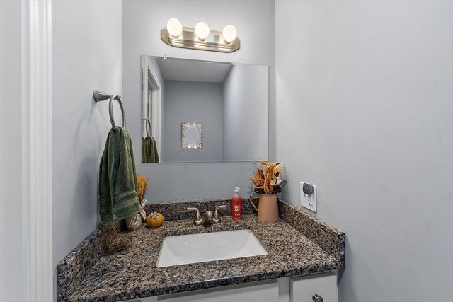 257 S Main St, Orange, MA 01364