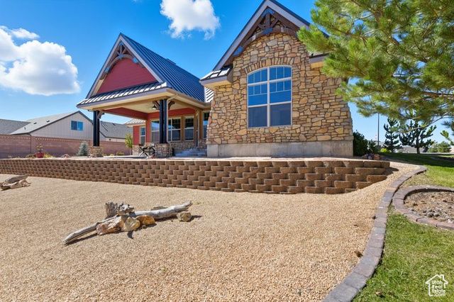 865 S CLIFFS DR, Cedar City, UT 84720