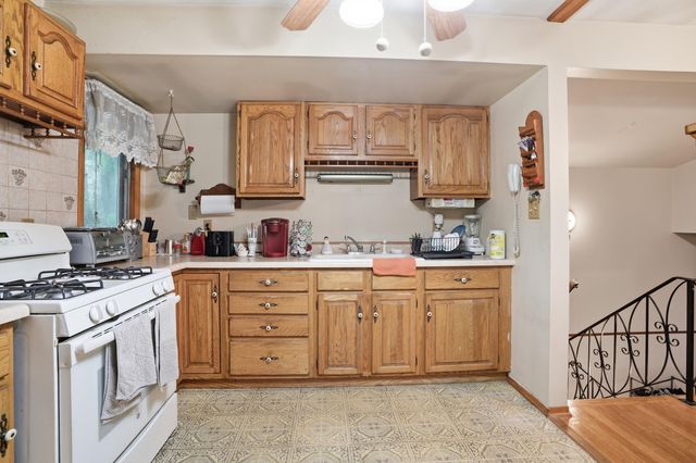 7055 Van Buren Street, Merrillville, IN 46410