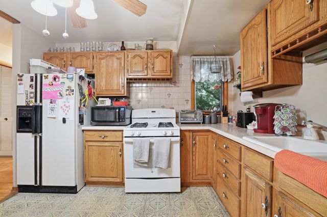 7055 Van Buren Street, Merrillville, IN 46410