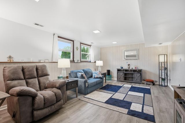 7055 Van Buren Street, Merrillville, IN 46410