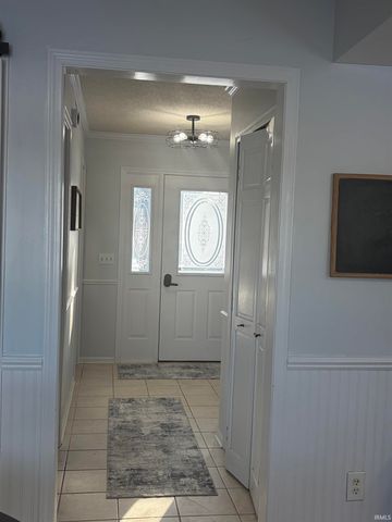 10501 N B Drive, Kendallville, IN 46755