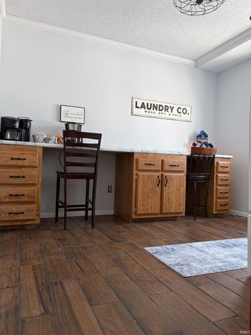 10501 N B Drive, Kendallville, IN 46755