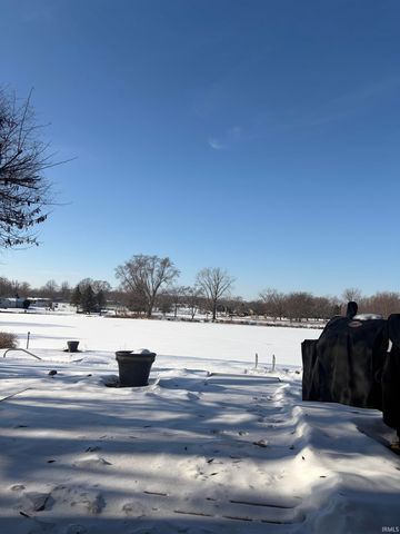 10501 N B Drive, Kendallville, IN 46755