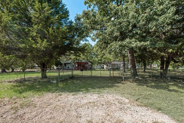 106 Hammer Road, Eustace, TX 75124
