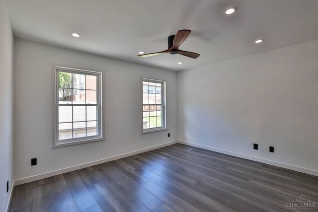 10555 Montgomery Road, Montgomery, OH 45242