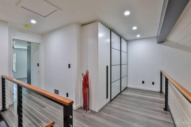 10555 Montgomery Road, Montgomery, OH 45242