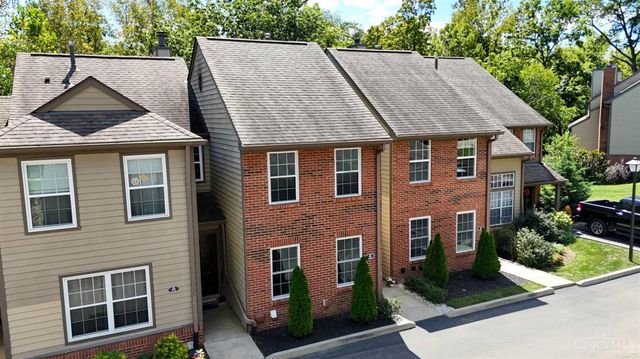 10555 Montgomery Road, Montgomery, OH 45242