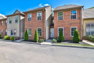 10555 Montgomery Road, Montgomery, OH 45242