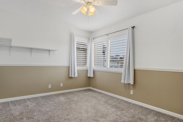 208 Rector Ln, Modesto, CA 95357