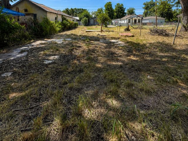 1533 FLANDERS AVE, San Antonio, TX 78211