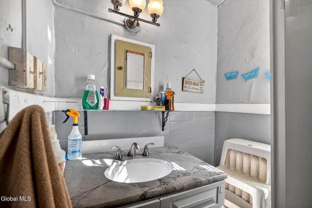 1257 Broadway, Albany, NY 12204