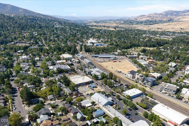 283 N 2nd Street, Ashland, OR 97520