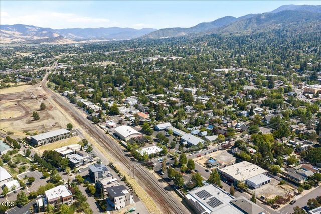283 N 2nd Street, Ashland, OR 97520