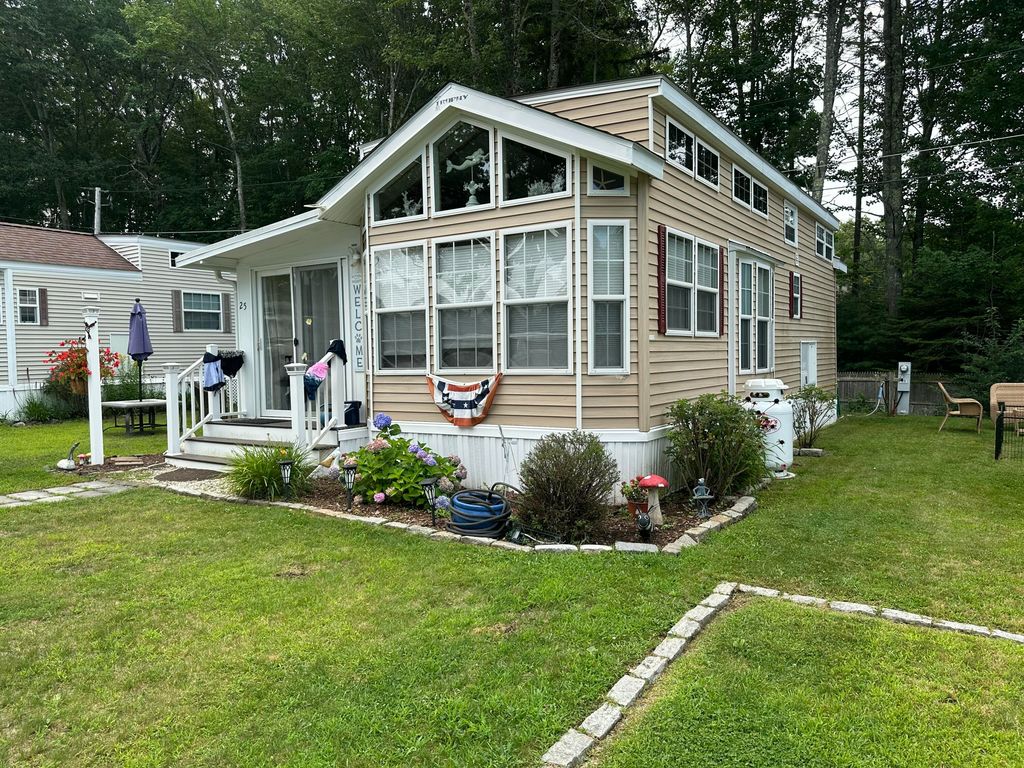23 College Drive 25, Wells, ME 04090 — exterior