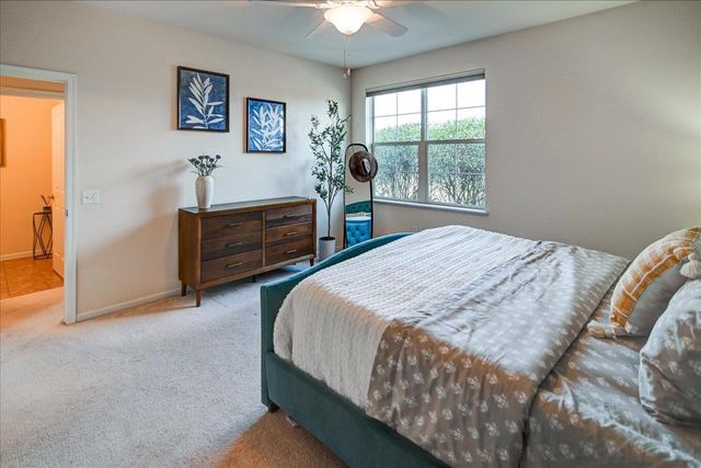 57 Pond View Way, Fitchburg, WI 53711