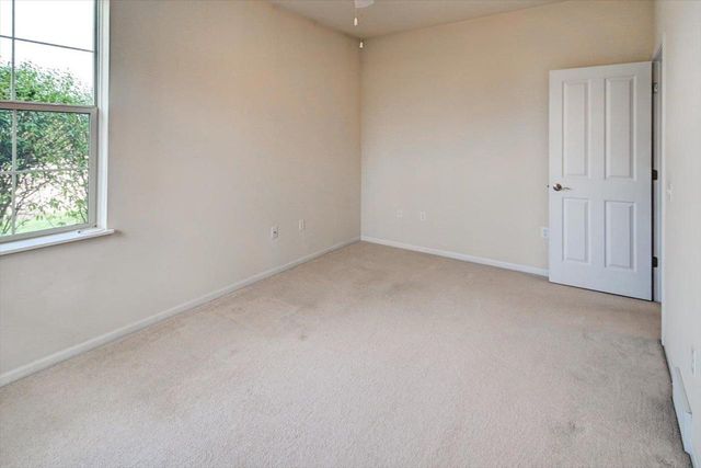 57 Pond View Way, Fitchburg, WI 53711