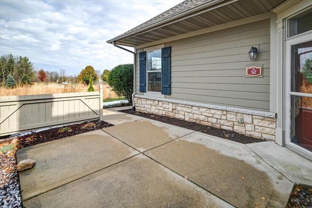 57 Pond View Way, Fitchburg, WI 53711