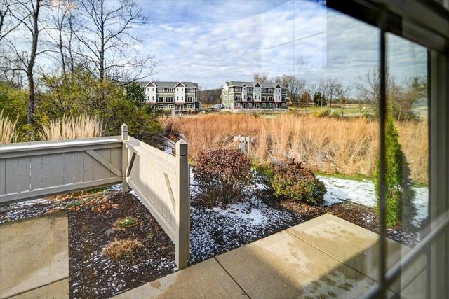 57 Pond View Way, Fitchburg, WI 53711