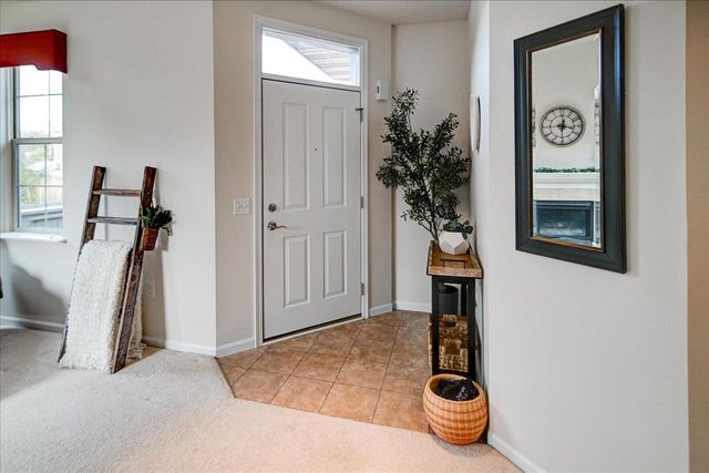 57 Pond View Way, Fitchburg, WI 53711