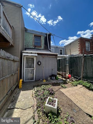 1813 E HAZZARD ST, Philadelphia, PA 19125