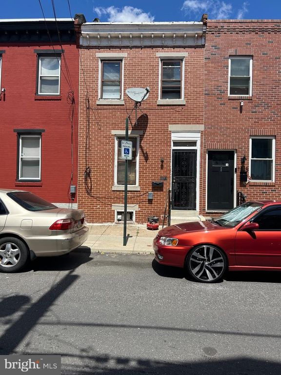 1813 E HAZZARD ST, Philadelphia, PA 19125