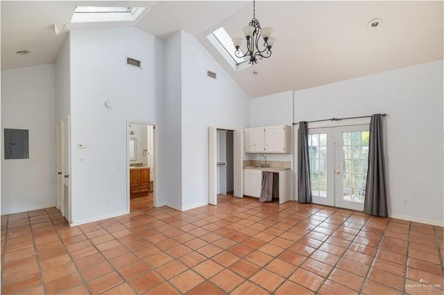 417 E Verbena Avenue, La Feria, TX 78559