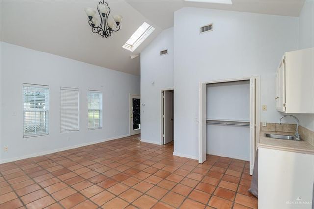 417 E Verbena Avenue, La Feria, TX 78559