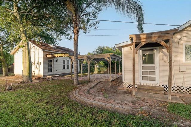 417 E Verbena Avenue, La Feria, TX 78559