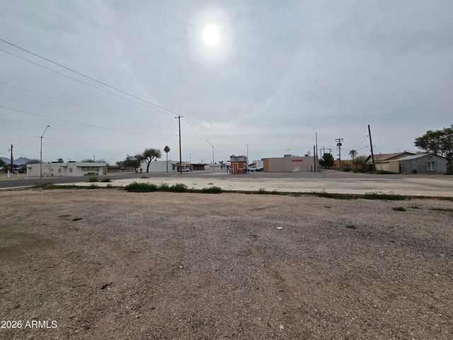 514 N MAIN Street 12, Eloy, AZ 85131