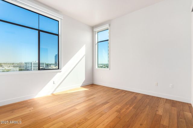 3131 N CENTRAL Avenue 7002, Phoenix, AZ 85012