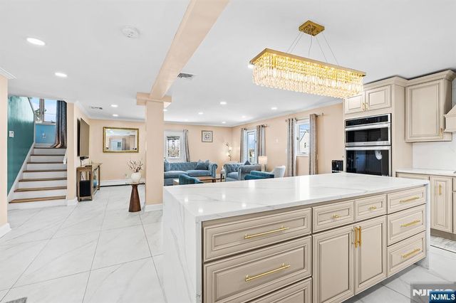 70 Coger Street, Saddle Brook, NJ 07663