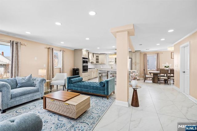 70 Coger Street, Saddle Brook, NJ 07663