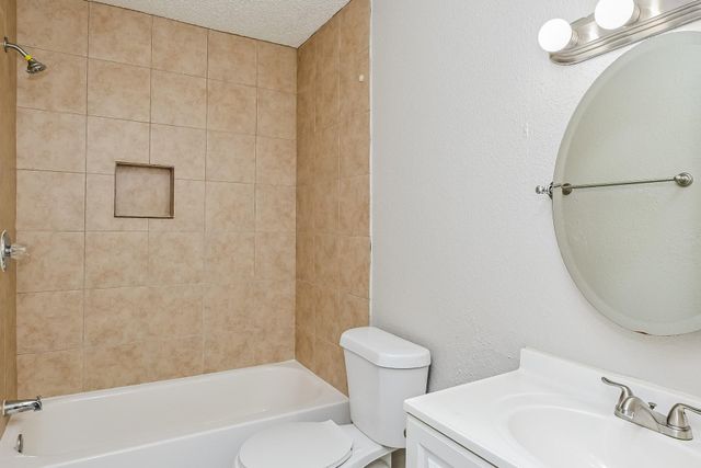 4927 Kilkenny Drive, Houston, TX 77048