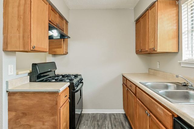 4927 Kilkenny Drive, Houston, TX 77048