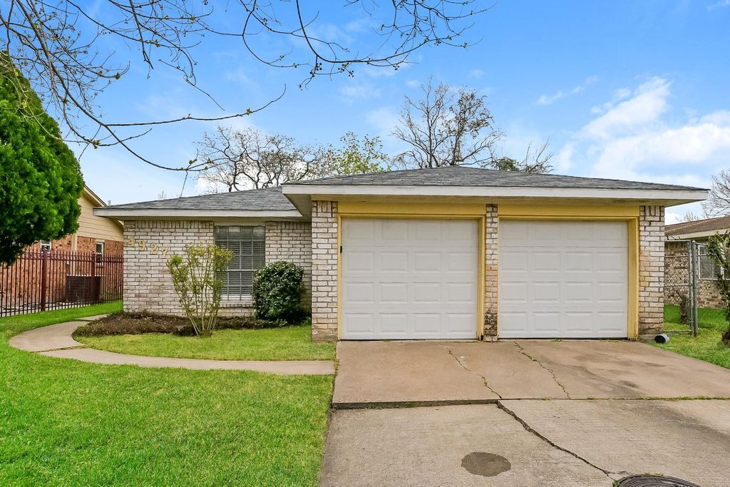 4927 Kilkenny Drive, Houston, TX 77048