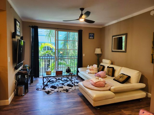 533 NE 3rd Avenue 421, Fort Lauderdale, FL 33301