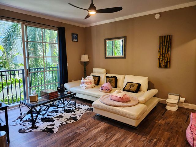 533 NE 3rd Avenue 421, Fort Lauderdale, FL 33301