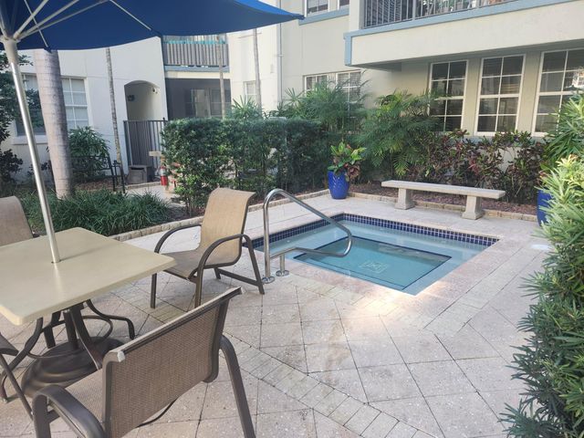 533 NE 3rd Avenue 421, Fort Lauderdale, FL 33301