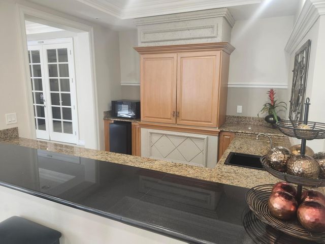 533 NE 3rd Avenue 421, Fort Lauderdale, FL 33301