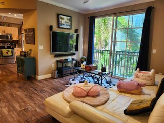 533 NE 3rd Avenue 421, Fort Lauderdale, FL 33301