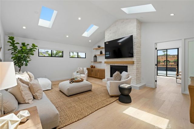 19261 Waterbury, Huntington Beach, CA 92646