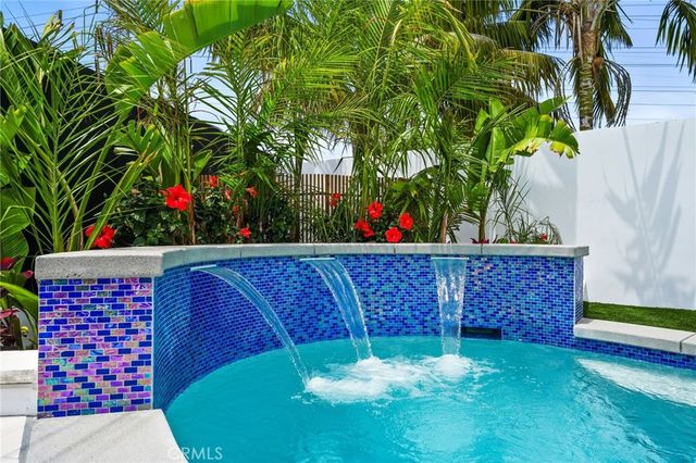19261 Waterbury, Huntington Beach, CA 92646