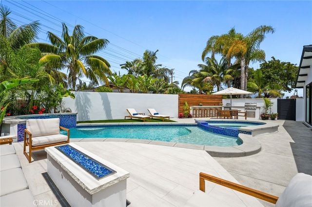 19261 Waterbury, Huntington Beach, CA 92646