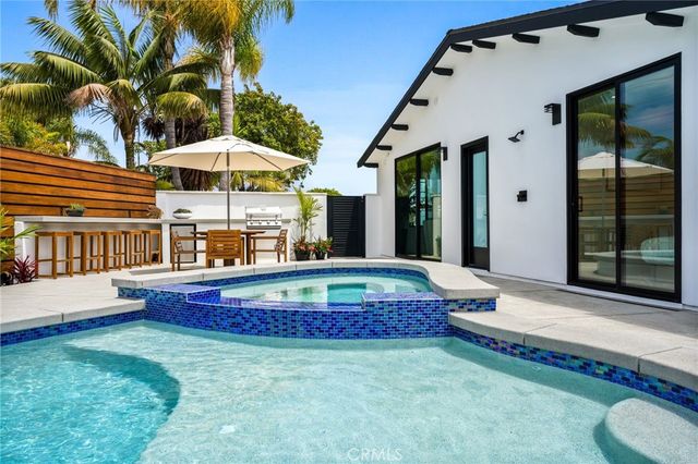 19261 Waterbury, Huntington Beach, CA 92646