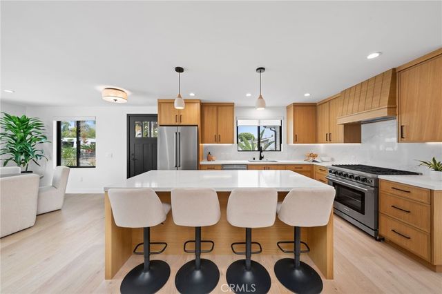 19261 Waterbury, Huntington Beach, CA 92646