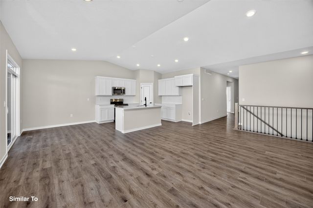 1800 SW Sienna Court, Grimes, IA 50111