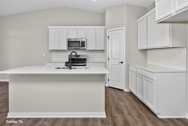 1800 SW Sienna Court, Grimes, IA 50111