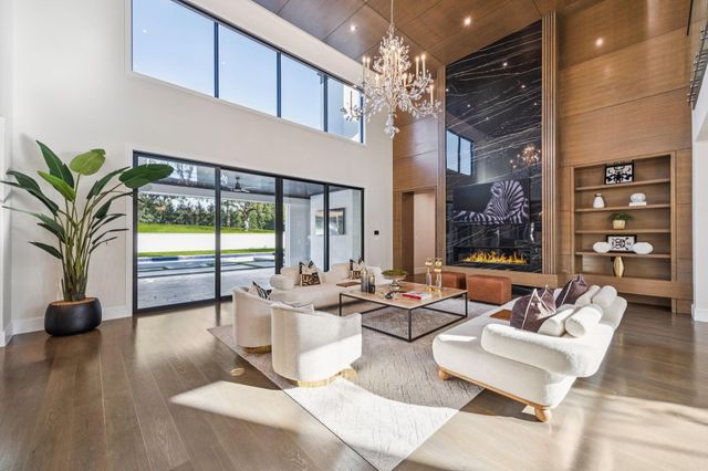 1609 Meandering Way Drive, Westlake, TX 76262