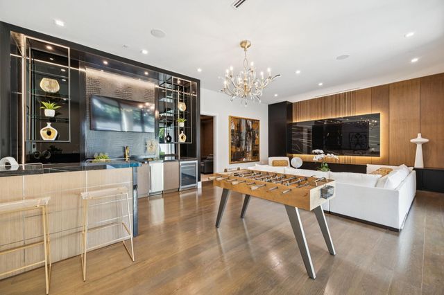 1609 Meandering Way Drive, Westlake, TX 76262